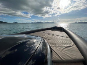 Charter Yacht SACS STRIDER 11