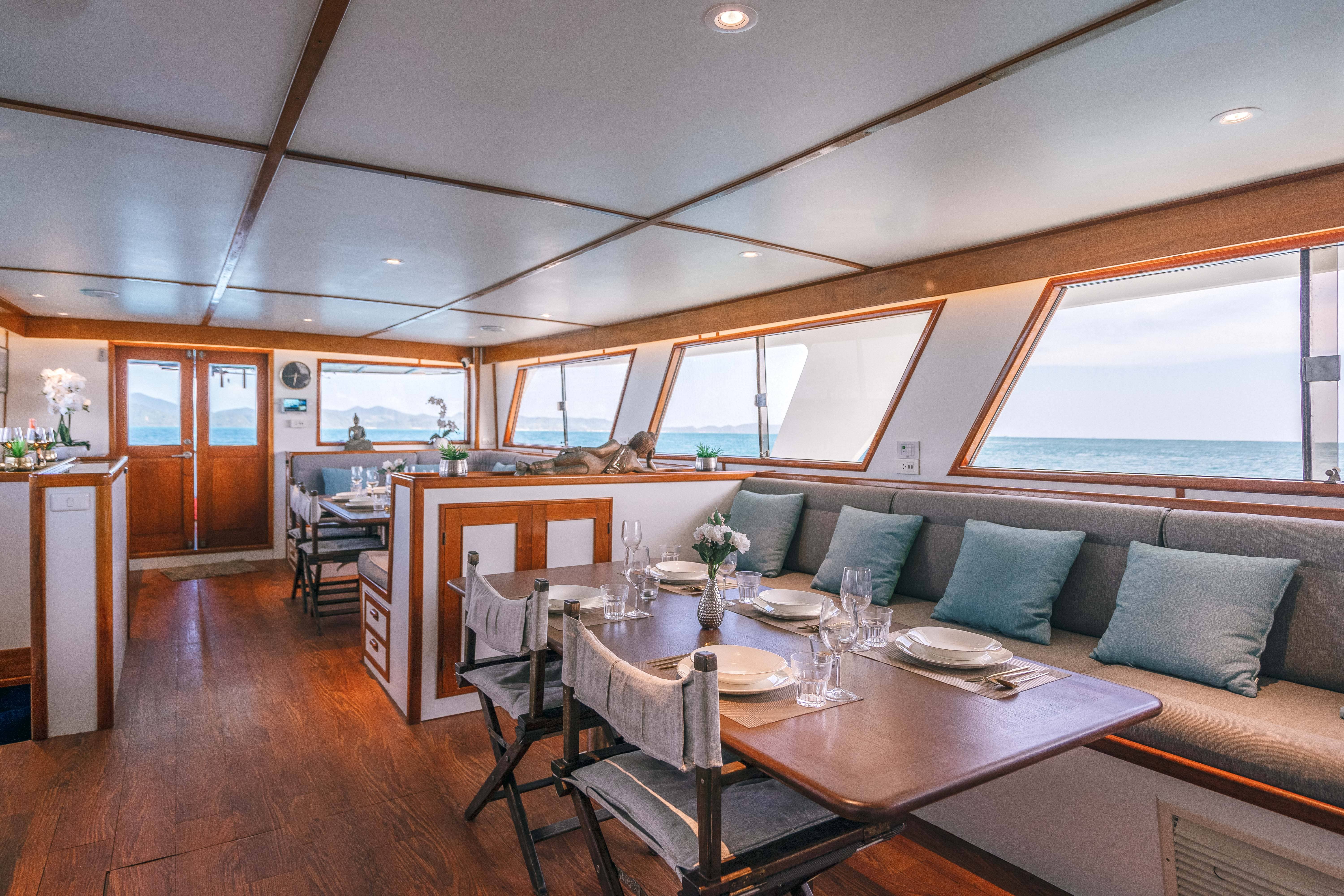 Charter Yacht SIAM PRINCESS