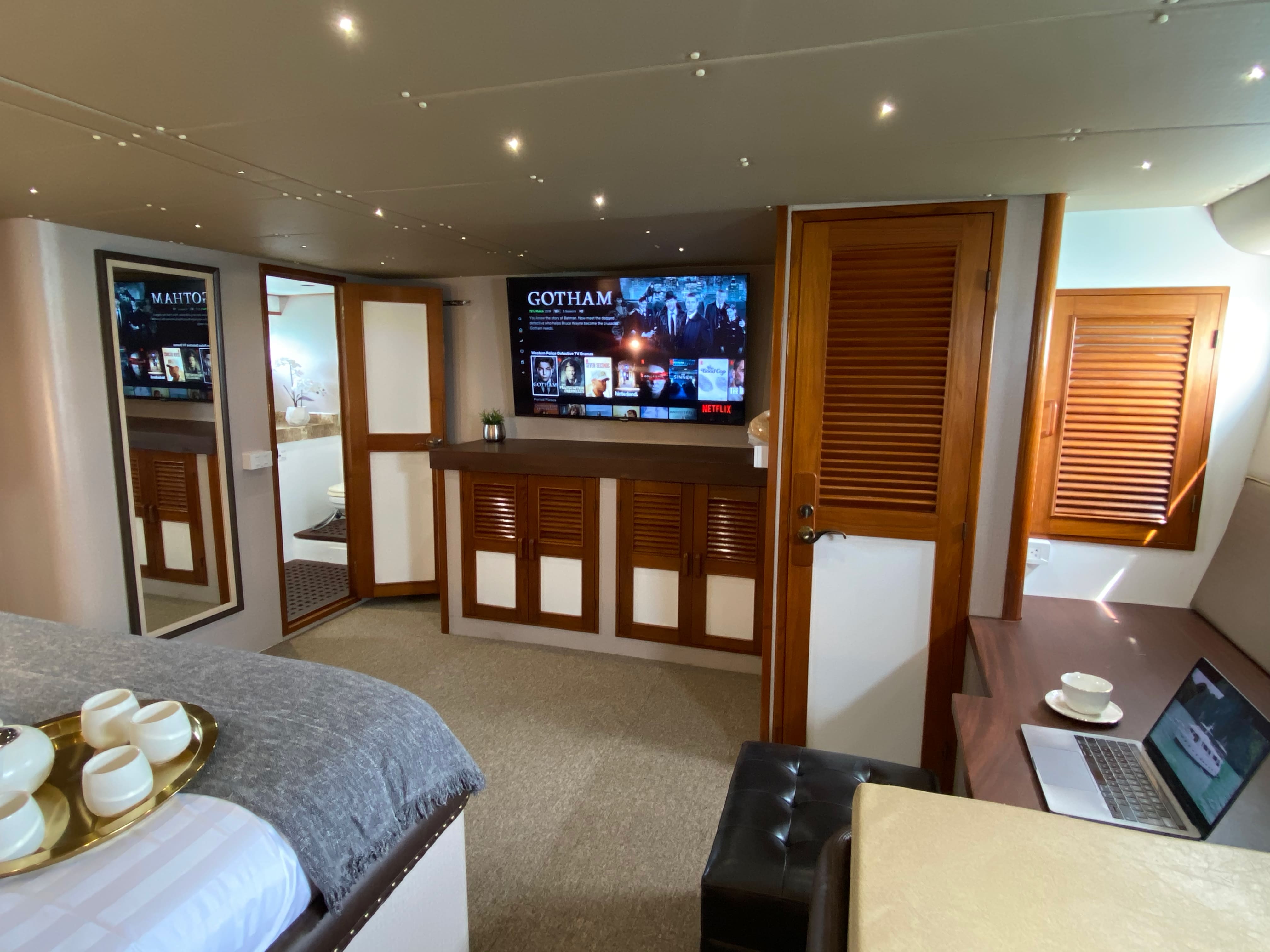 Charter Yacht SIAM PRINCESS
