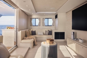 Charter Yacht VANORA bedroom