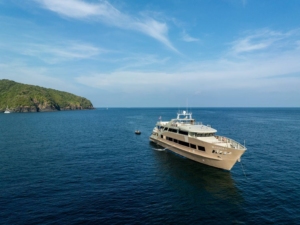 Charter Yacht VANORA