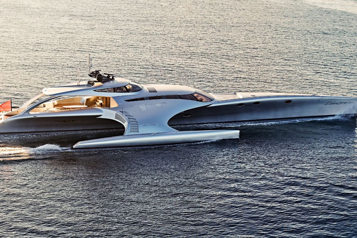 Charter Yacht ADASTRA